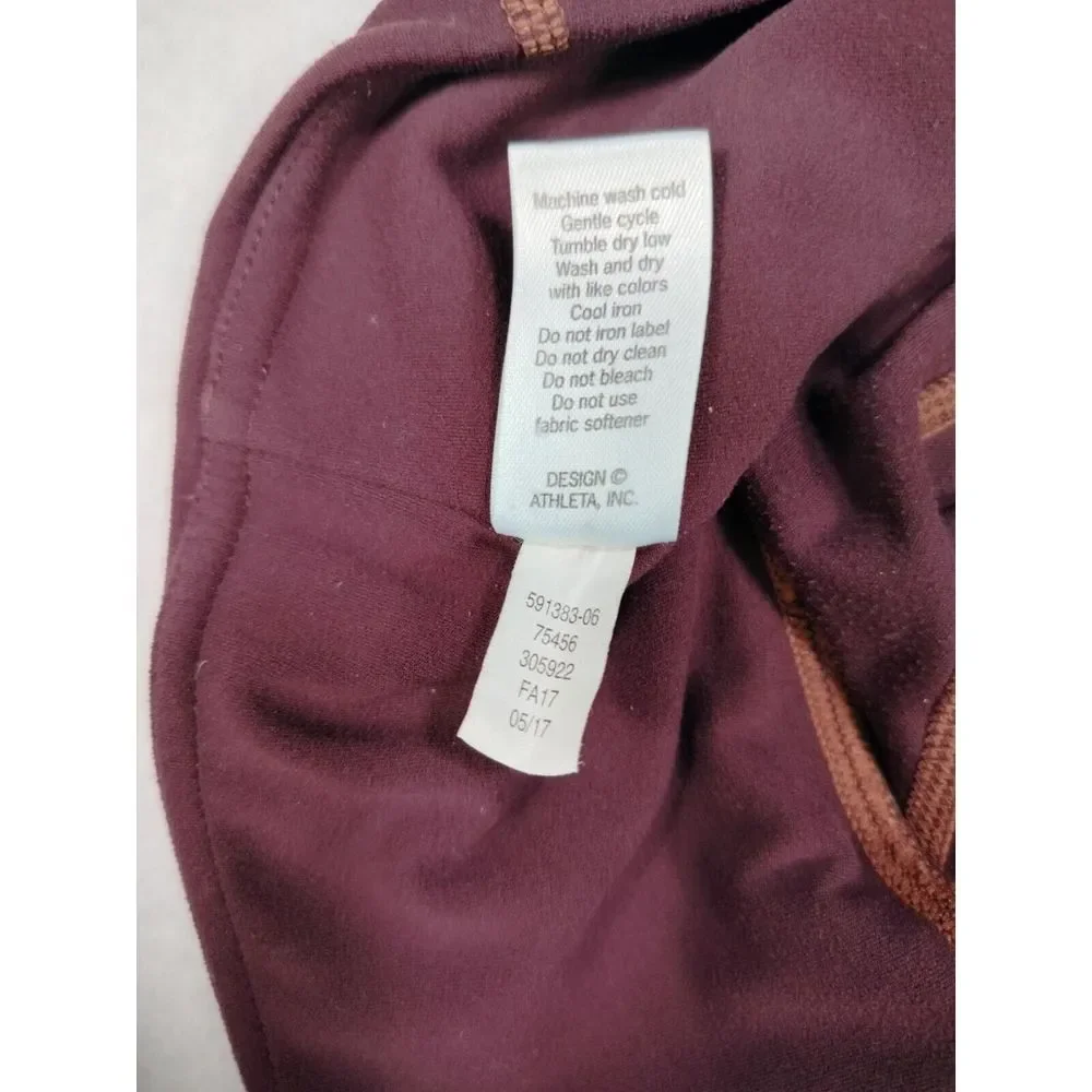 Athleta‎ Leggings Women's Small Maroon Salutation Crop Capri Athleisure Athletic